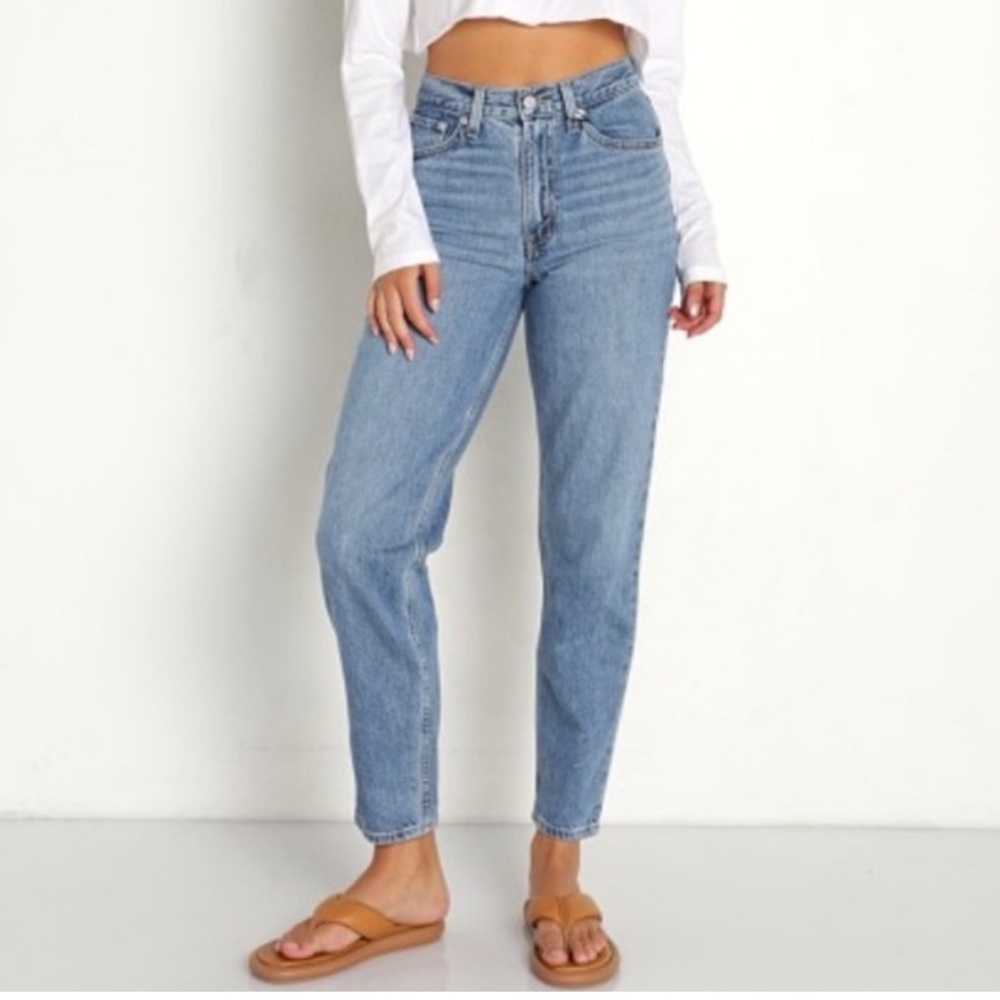 Levi’s Premium‎ 80’s Mom Jean High Rise Denim Jeans